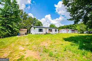 33 Holiday Dr, Carrollton, GA 30116 - Photo 5