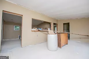 33 Holiday Dr, Carrollton, GA 30116 - Photo 21