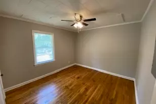 256 E Broad St, Winder, GA 30680 - Photo 5