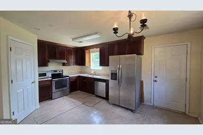 110 Kensington Circle, Warner Robins, GA 31093 - Photo 5