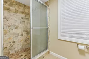 3135 Spalding Dr, Sandy Springs, GA 30350 - Photo 31