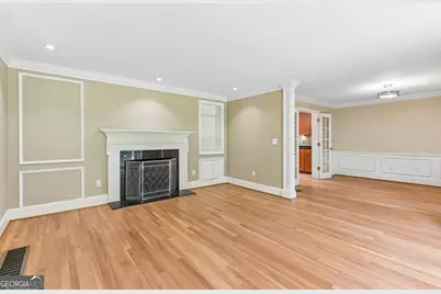 3135 Spalding Drive, Sandy Springs, GA 30350 - Photo 3
