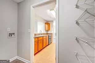 13202 Fairington Ridge Cir, Lithonia, GA 30038 - Photo 11