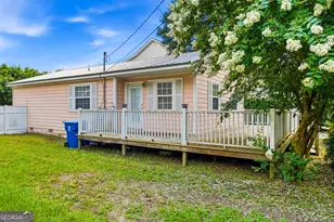 1017 Mallery St, Saint Simons, GA 31522 - Photo 3