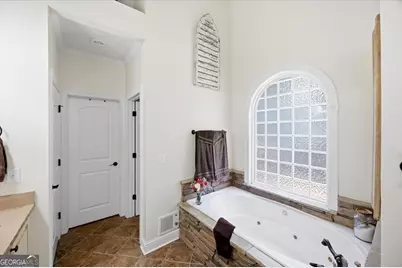 409 Madison Lane, Forsyth, GA 31029 - Photo 13