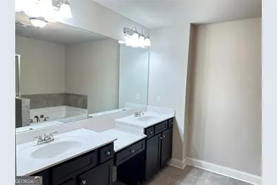 2045 Wheylon Drive, Lawrenceville, GA 30044 - Photo 9
