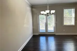 2045 Wheylon Dr, Lawrenceville, GA 30044 - Photo 5