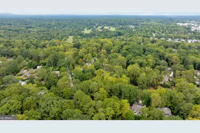 35 Putnam Circle NE, Atlanta, GA 30342 - Photo 13