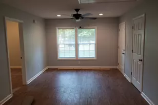 2975 Jones St, East Point, GA 30344 - Photo 9
