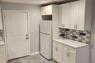 2975 Jones St, East Point, GA 30344 - Photo 7
