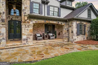570 Creekwood Drive, Marietta, GA 30068 - Photo 13