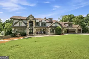 570 Creekwood Dr, Marietta, GA 30068 - Photo 1