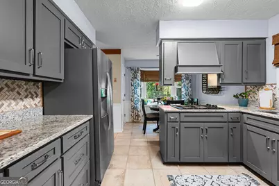 321 Woodfield Circle, Lagrange, GA 30240 - Photo 7