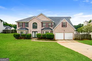 4621 Laura Pl, Lithonia, GA 30038 - Photo 1