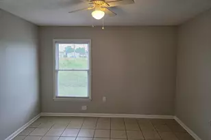 230 Lanier Dr, Statesboro, GA 30458 - Photo 5