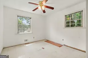 1229 Deleon Ct, Clarkston, GA 30021 - Photo 27
