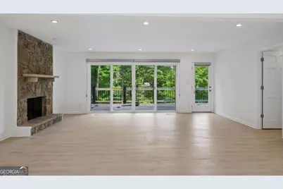 5132 Willow Point Parkway, Marietta, GA 30068 - Photo 3