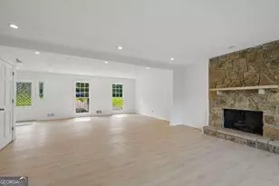5132 Willow Point Pkwy, Marietta, GA 30068 - Photo 5