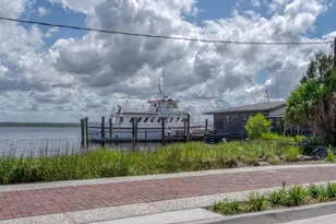 208 E Weed St, Saint Marys, GA 31558 - Photo 5