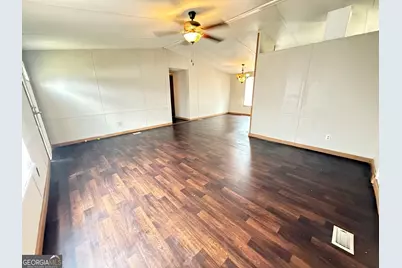 1361 Edgewood Avenue, Douglas, GA 31533 - Photo 3
