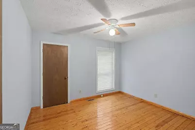 380 N Victoria Road, Woodstock, GA 30189 - Photo 27