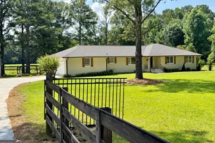 852 Mobley Bridge Rd, Hogansville, GA 30230 - Photo 1