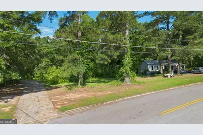 2420 Grandview Drive NE, Milledgeville, GA 31061 - Photo 1