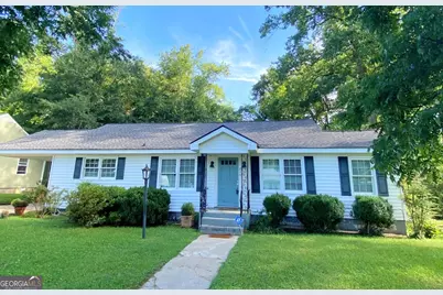 215 Pennsylvania Avenue, Carrollton, GA 30117 - Photo 1