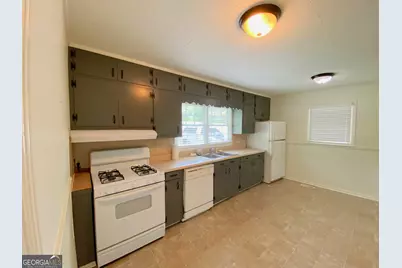 215 Pennsylvania Avenue, Carrollton, GA 30117 - Photo 7