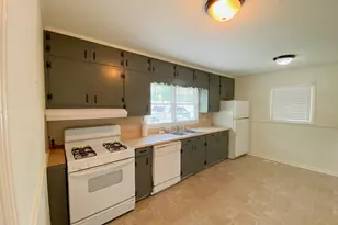 215 Pennsylvania Ave, Carrollton, GA 30117 - Photo 7