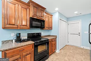 504 Leisure Lake Dr, Warner Robins, GA 31088 - Photo 9