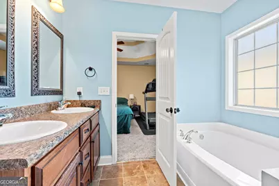 504 Leisure Lake Drive, Warner Robins, GA 31088 - Photo 19