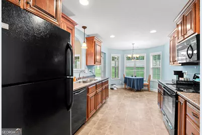 504 Leisure Lake Drive, Warner Robins, GA 31088 - Photo 11