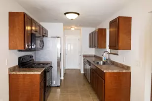 206 N Bridgeport Dr, Statesboro, GA 30461 - Photo 5