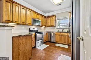 606 Lofty Ln SW, Atlanta, GA 30331 - Photo 5