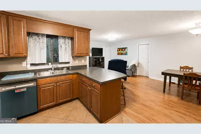 6679 Judy Lane, Riverdale, GA 30296 - Photo 13