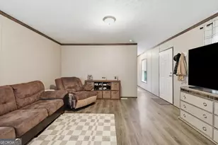 739 Ridgeview Dr, Lavonia, GA 30553 - Photo 11