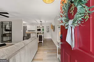 8850 Barron Cir, Gainesville, GA 30506 - Photo 5