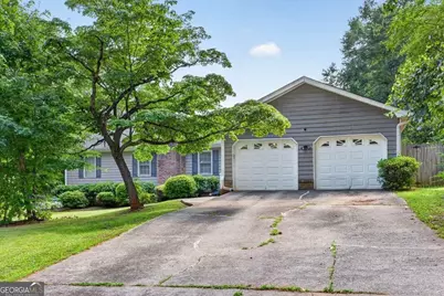 1561 Bentwood Drive SW, Lilburn, GA 30047 - Photo 43