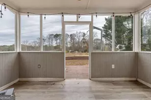 808 Valbrook Ct SW, Lilburn, GA 30047 - Photo 27