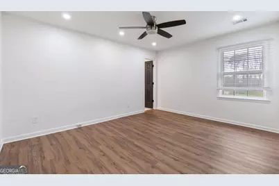 808 Valbrook Court SW, Lilburn, GA 30047 - Photo 19
