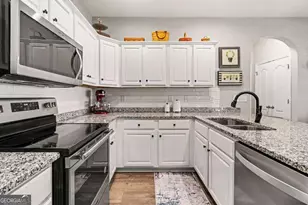 74 Medallion Park, Newnan, GA 30265 - Photo 9