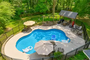 319 Johnson St, Senoia, GA 30276 - Photo 27