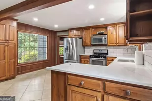 1367 Lansdowne Ct SW, Marietta, GA 30008 - Photo 19