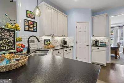2690 Chandler Grove Court, Buford, GA 30519 - Photo 21