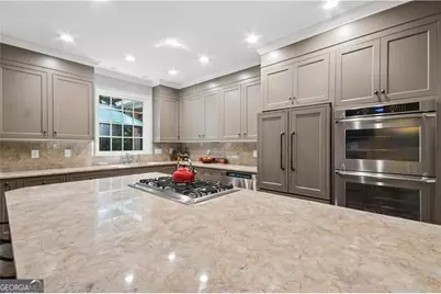 4504 Lake Forrest Drive, Atlanta, GA 30342 - Photo 27
