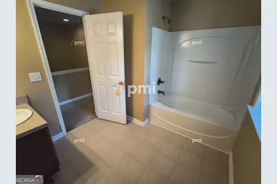 350 Fairmont Way, Fairburn, GA 30213 - Photo 13