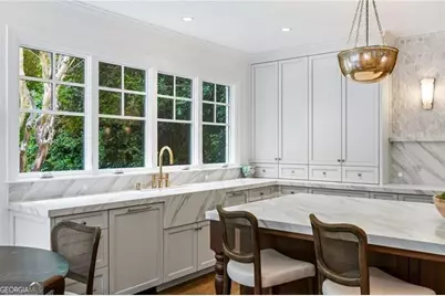 216 Pineland Road NW, Atlanta, GA 30342 - Photo 21