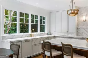 216 Pineland Rd NW, Atlanta, GA 30342 - Photo 21