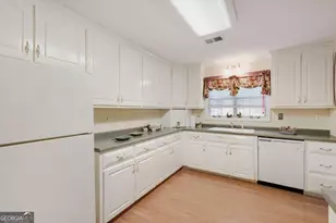 1141 Morrow Dr, Social Circle, GA 30025 - Photo 13